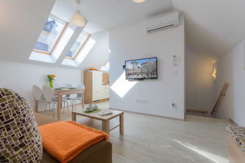 Old Town Apartments Любляна Екстериор снимка